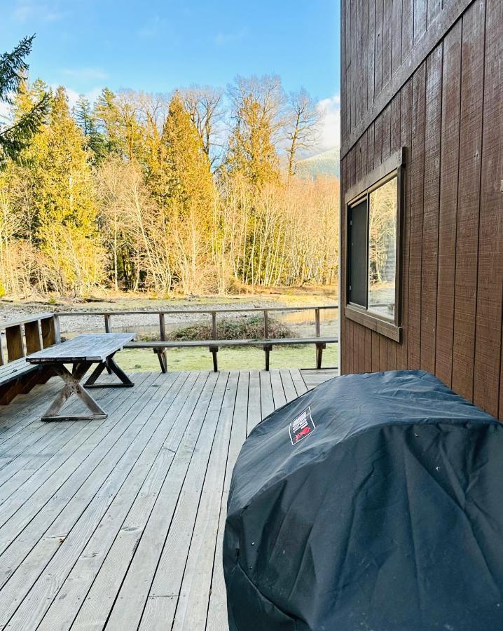 Waterfront Cabin At White Pass And Mount Rainier National Park باكوود المظهر الخارجي الصورة